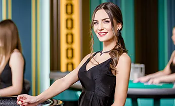 Đội ngũ hỗ trợ khách hàng sun789 nhà cái